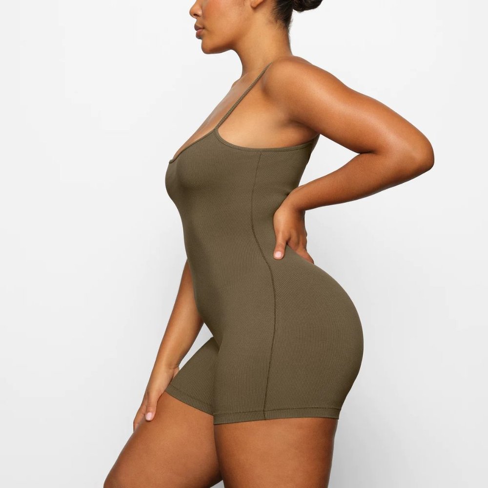 NWOT Skims Soft Lounge Scoop Onesie - Army - Picture 3 of 4